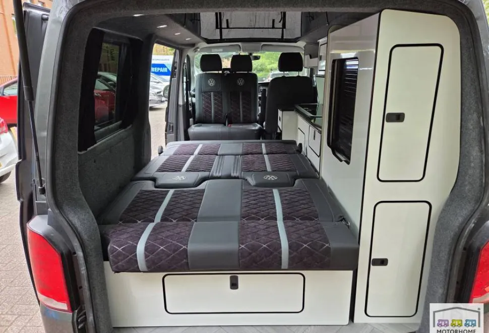 Volkswagen T6.1 Transporter Highline  2020