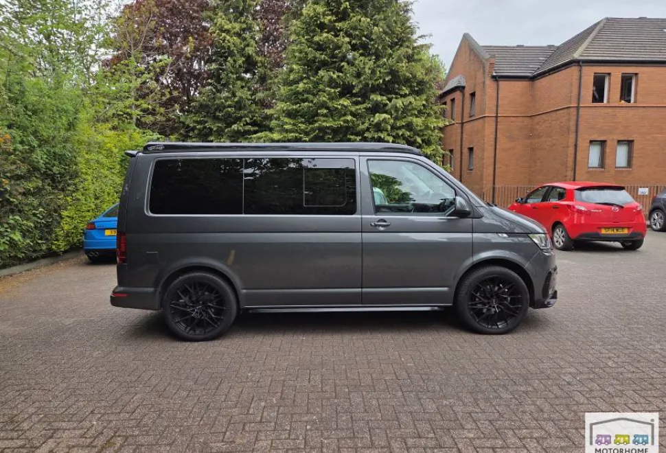 Volkswagen T6.1 Transporter Highline  2020