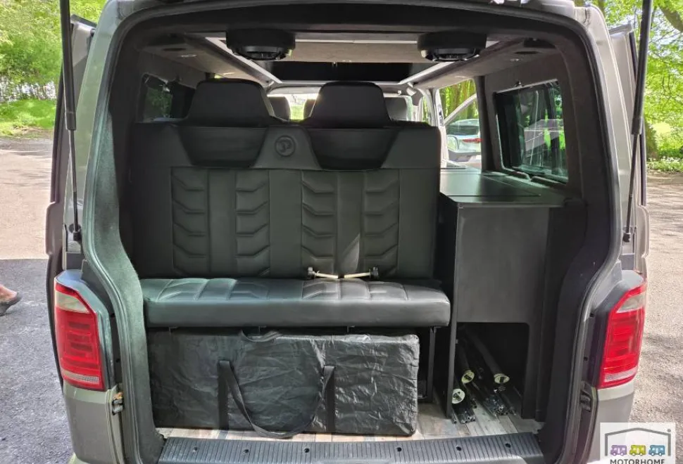 Volkswagen T6  2018
