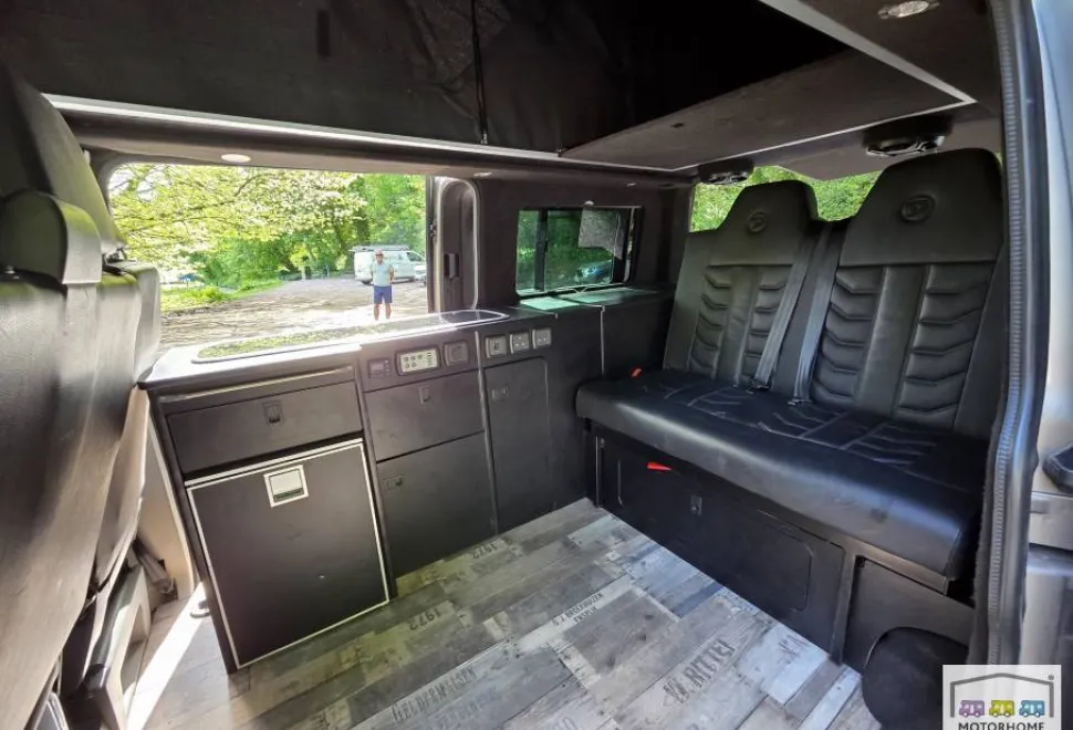 Volkswagen T6  2018