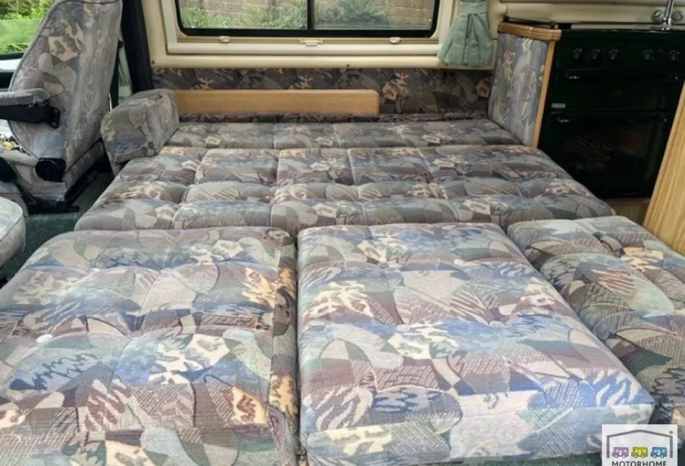 Auto-Sleepers Symbol  1999