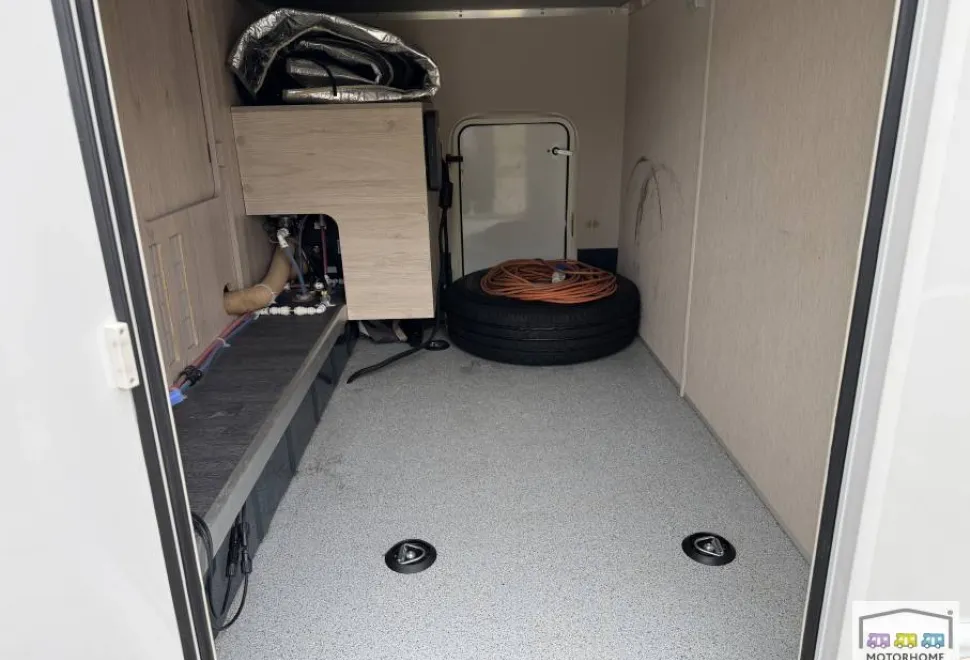 Auto-Trail Expedition C73 2024