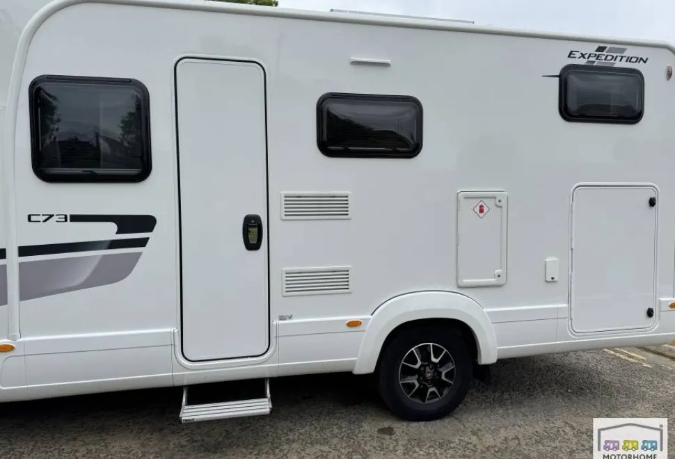 Auto-Trail Expedition C73 2024