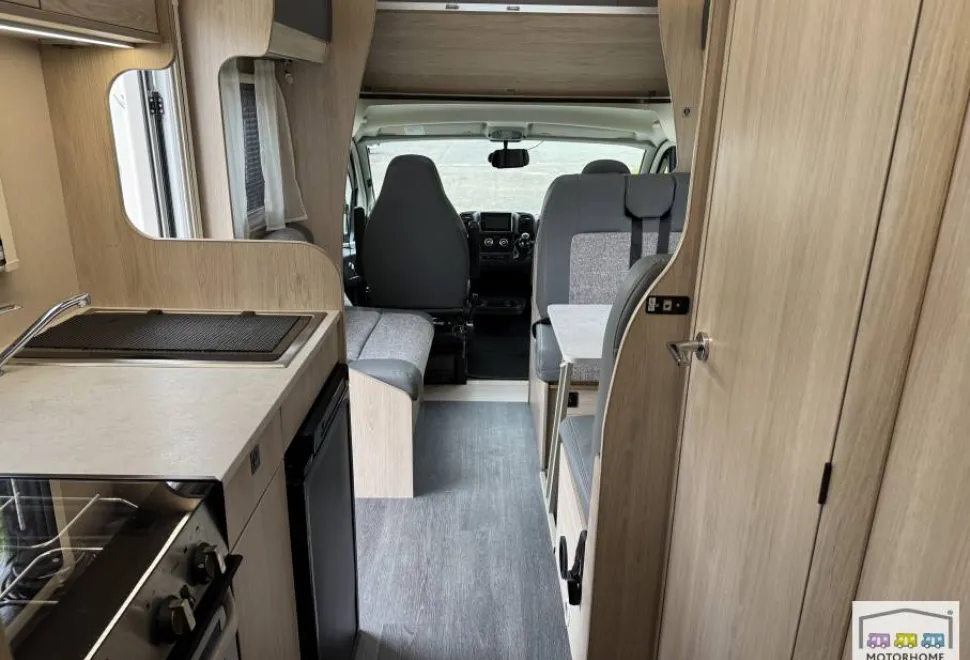 Auto-Trail Expedition C73 2024