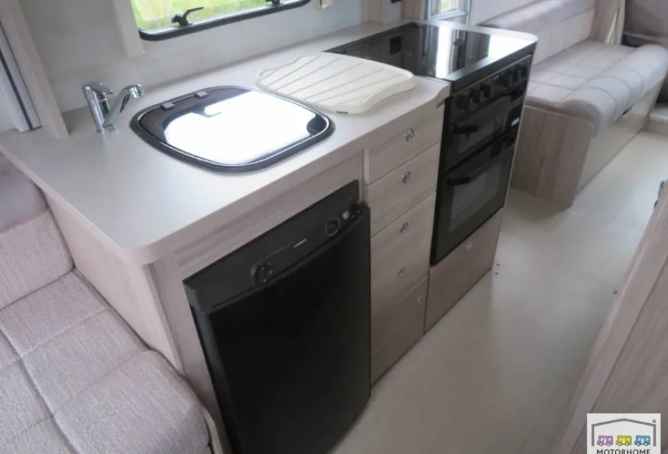 Elddis Autoquest  196 2021