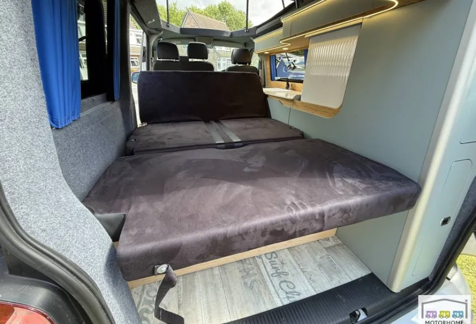 Volkswagen T6.1  2021