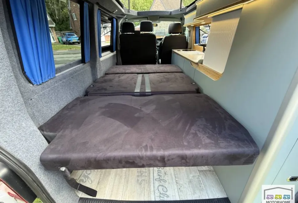 Volkswagen T6.1  2021
