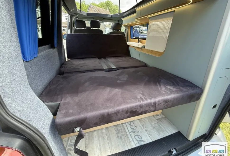 Volkswagen T6.1  2021