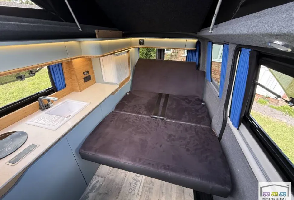 Volkswagen T6.1  2021