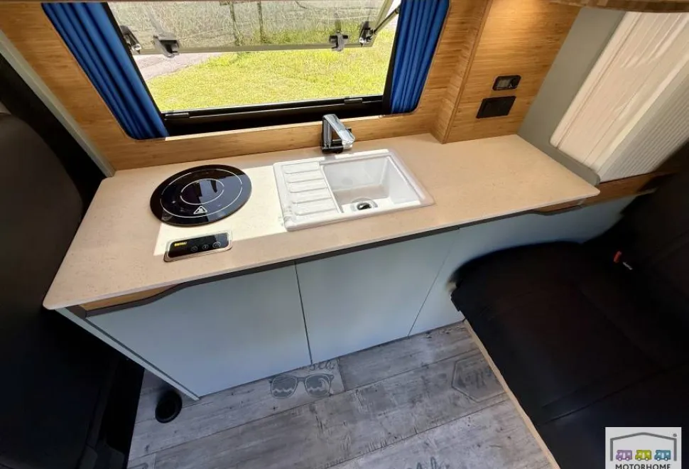 Volkswagen T6.1  2021