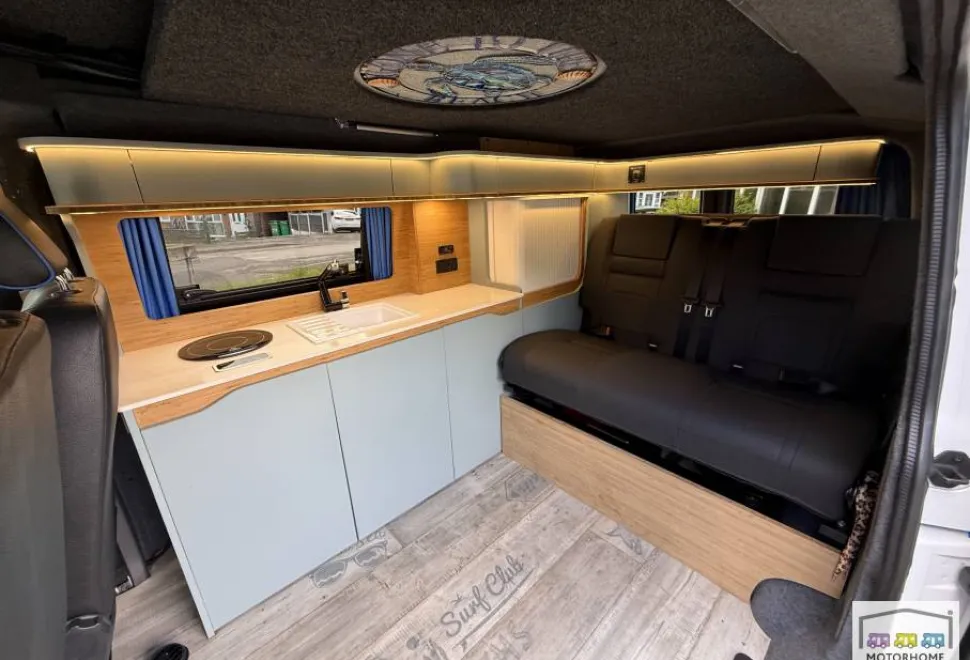 Volkswagen T6.1  2021