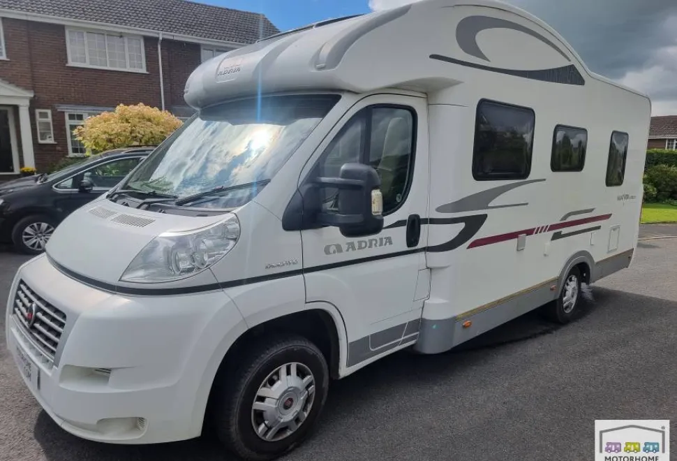 Adria Matrix 650 SF 2012