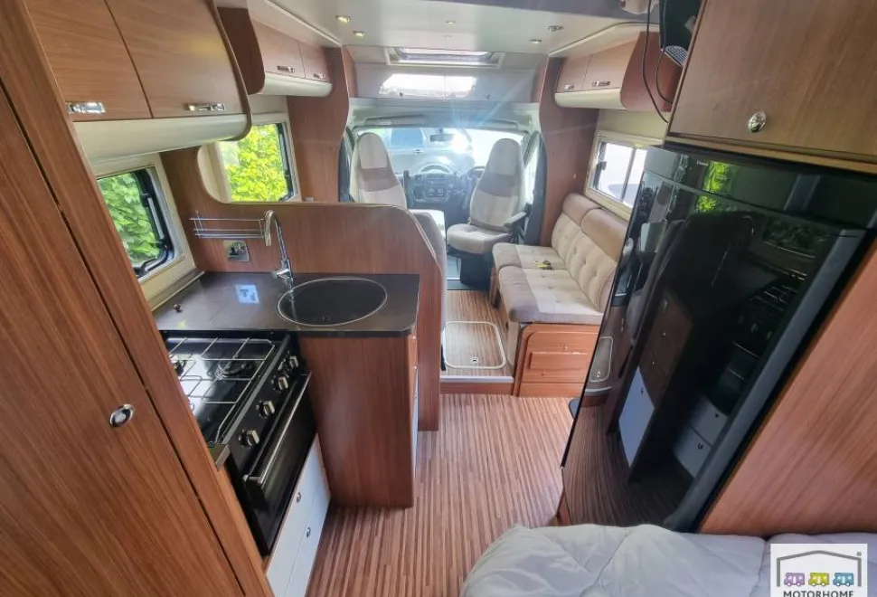 Adria Matrix 650 SF 2012