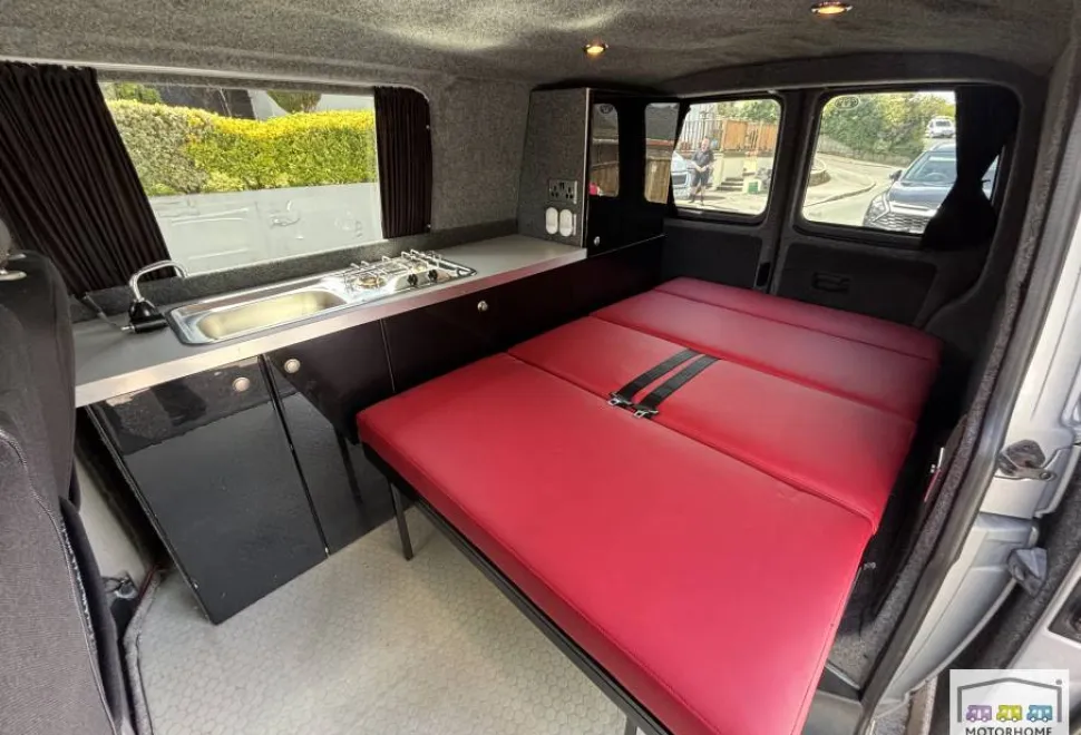 Volkswagen T5.1   2011
