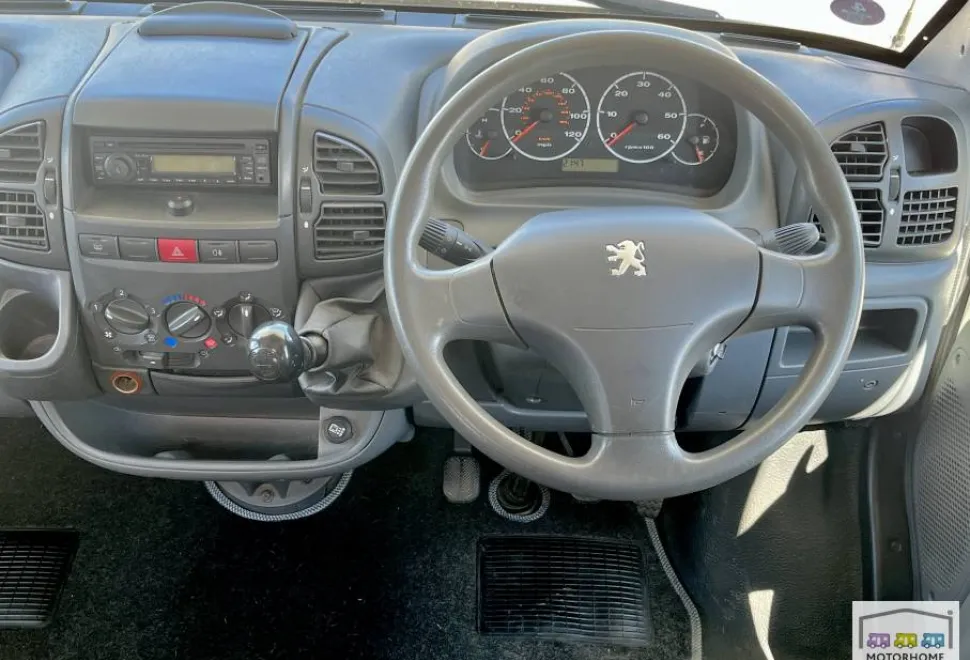 Elddis Autoquest  130 2003