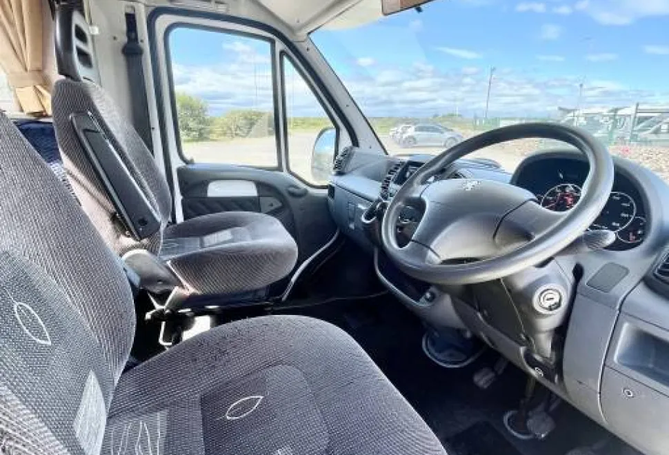 Elddis Autoquest  130 2003