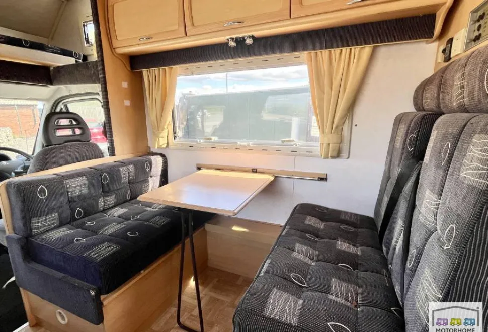 Elddis Autoquest  130 2003