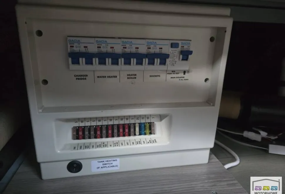 Elddis Supreme CV60 2021