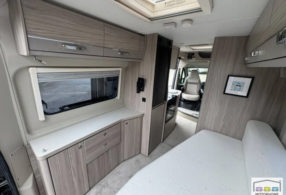 Elddis Supreme CV60 2021