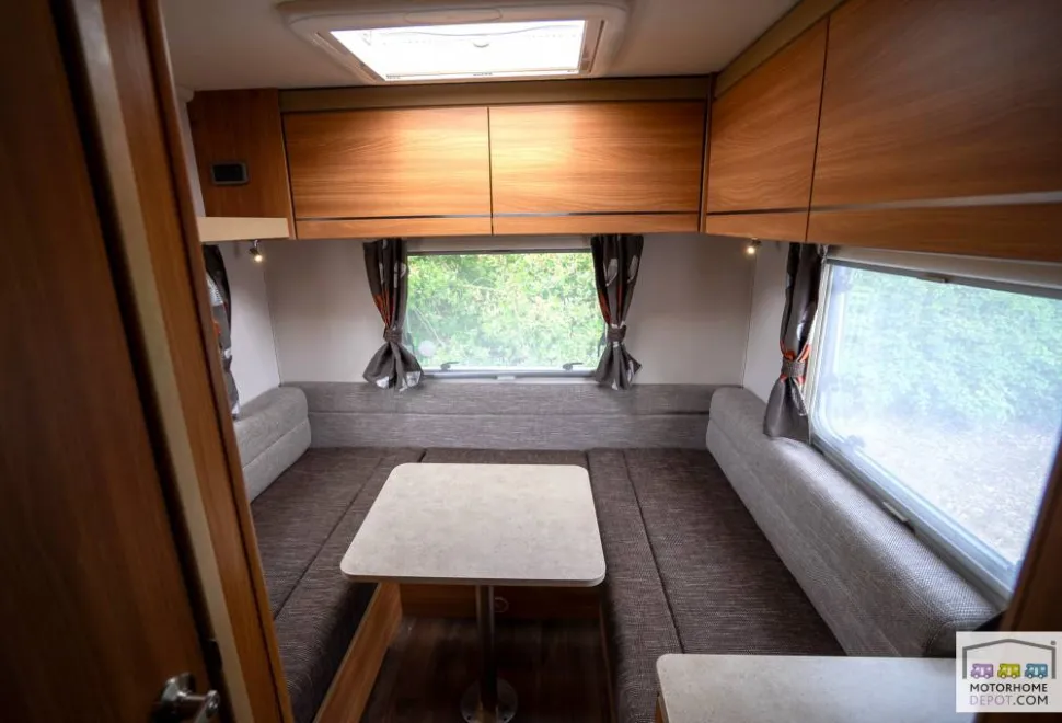 Swift Escape 686 2014