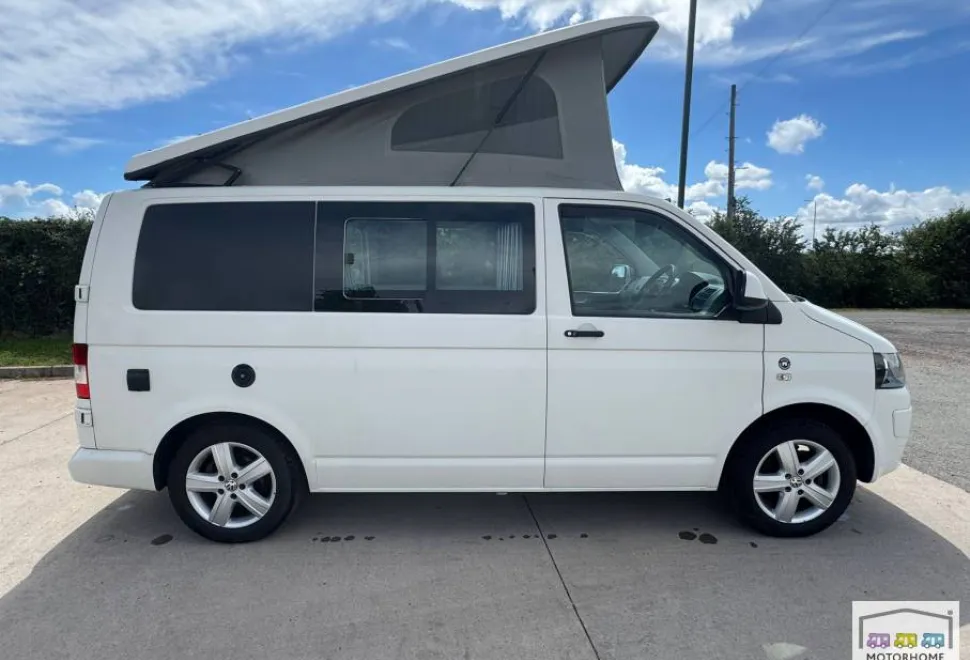 Volkswagen Danbury Surf  2010