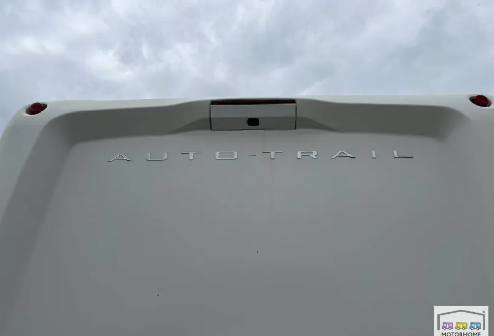 Auto-Trail Tracker FB 2014
