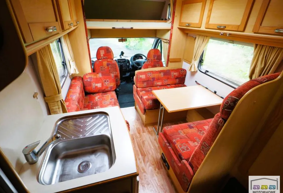 Elddis Sunseeker 100 2006