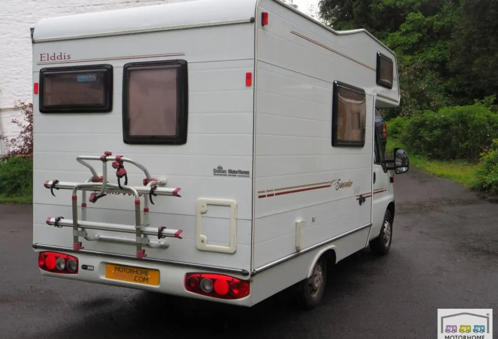 Elddis Sunseeker 100 2006