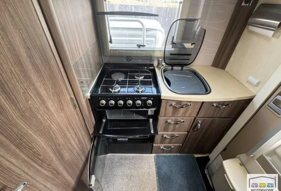 Auto-Sleepers Broadway EK 2017