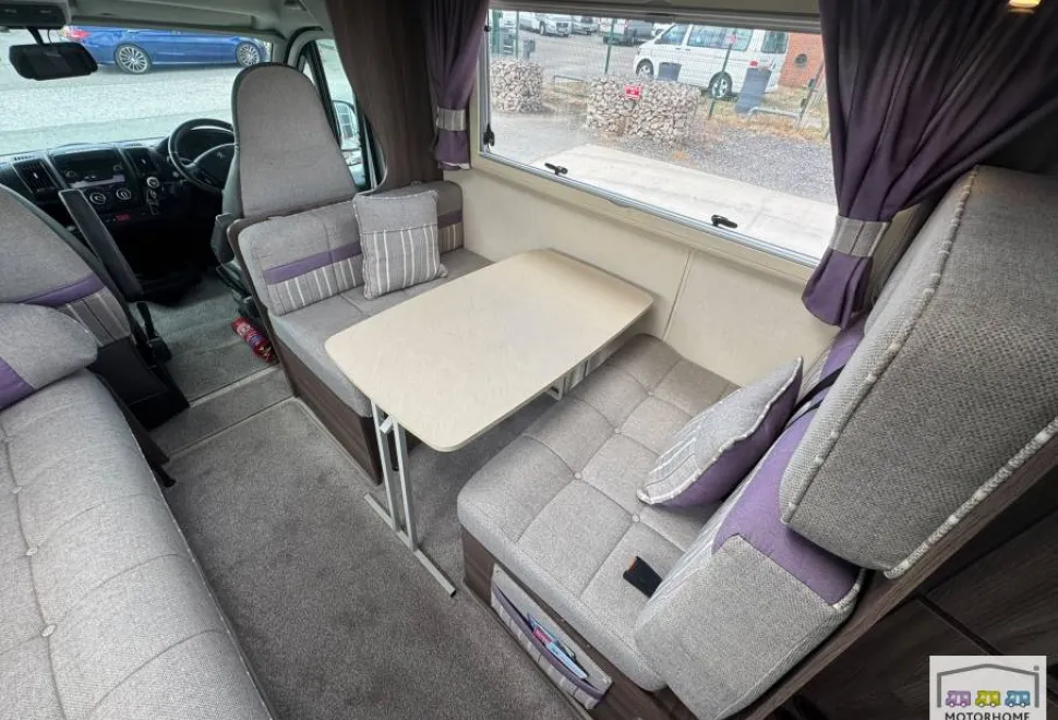 Auto-Sleepers Broadway EK 2017