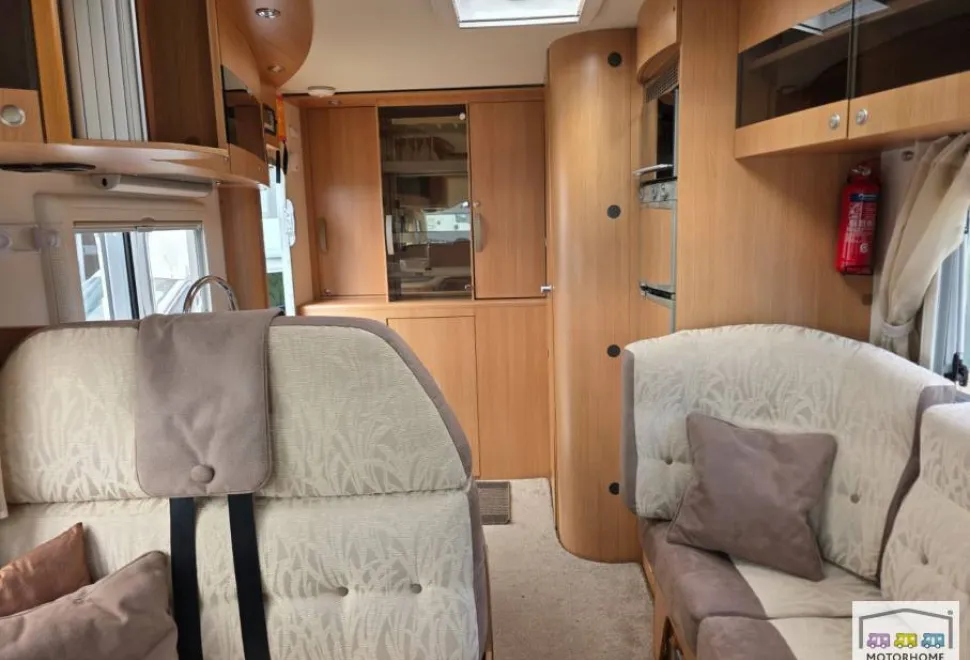 Adria Vision I647 SG 2010