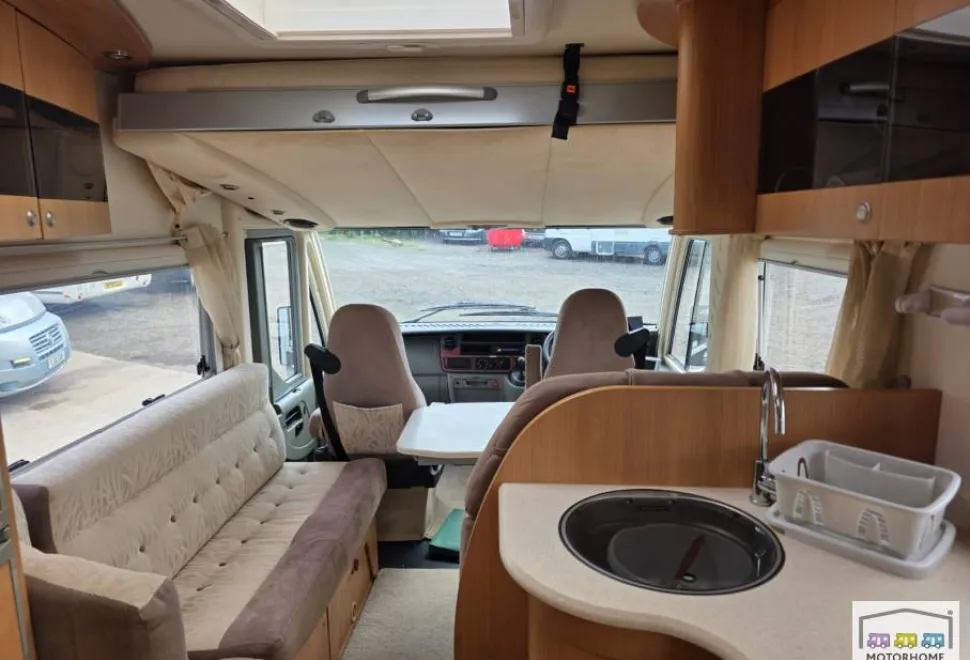 Adria Vision I647 SG 2010