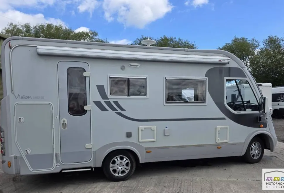 Adria Vision I647 SG 2010
