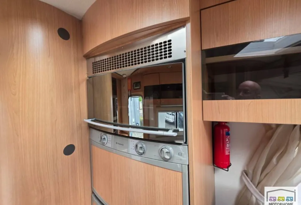 Adria Vision I647 SG 2010