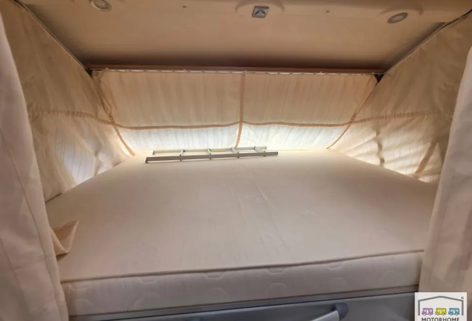 Adria Vision I647 SG 2010