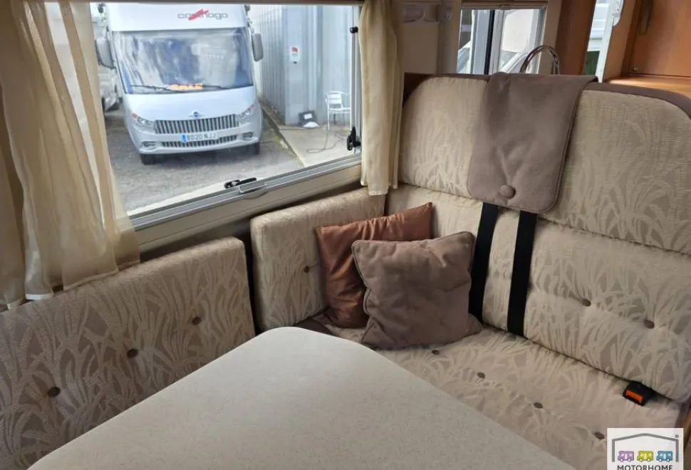 Adria Vision I647 SG 2010