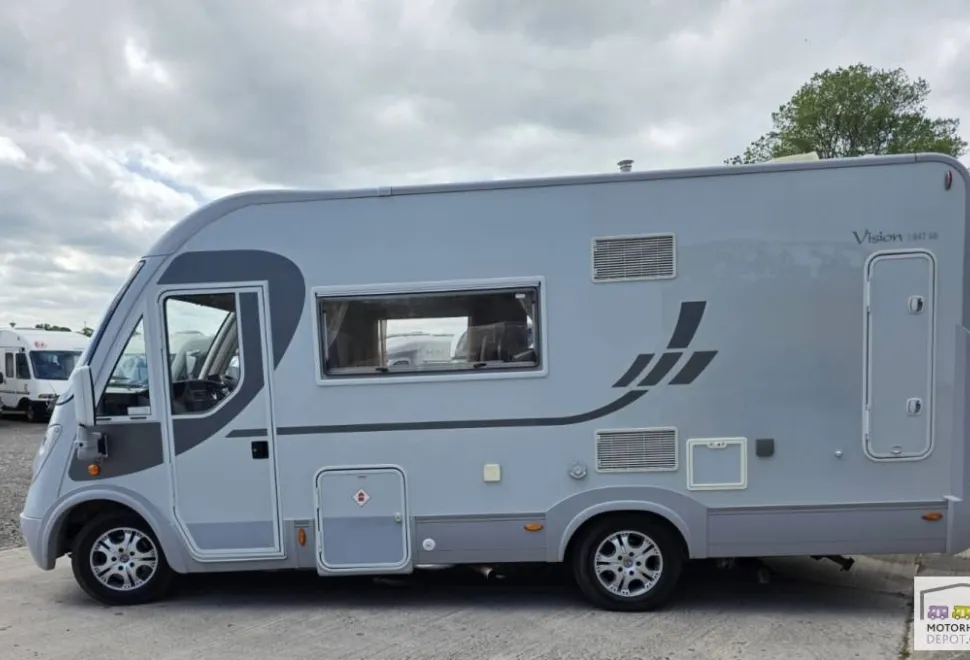 Adria Vision I647 SG 2010