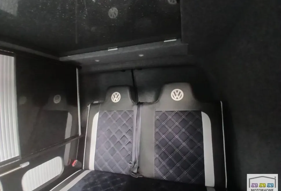 Volkswagen T5.1   2014