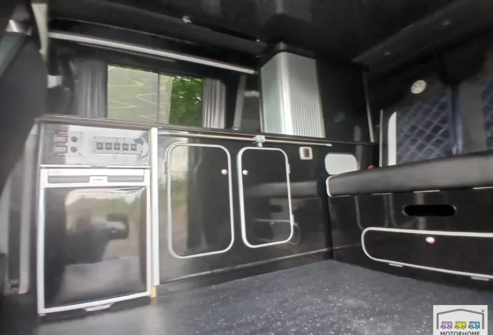 Volkswagen T5.1   2014