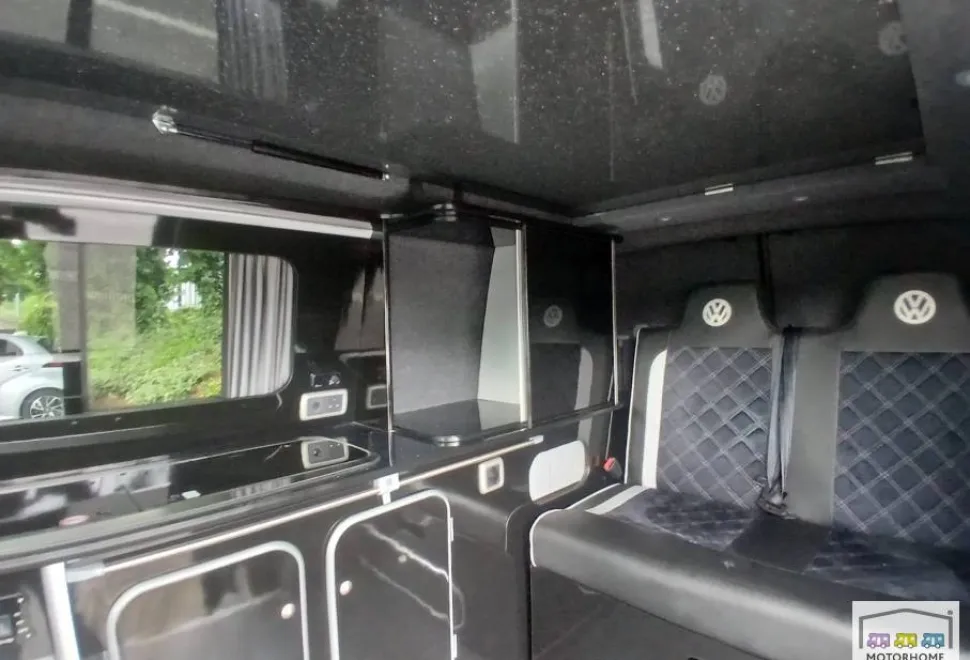 Volkswagen T5.1   2014