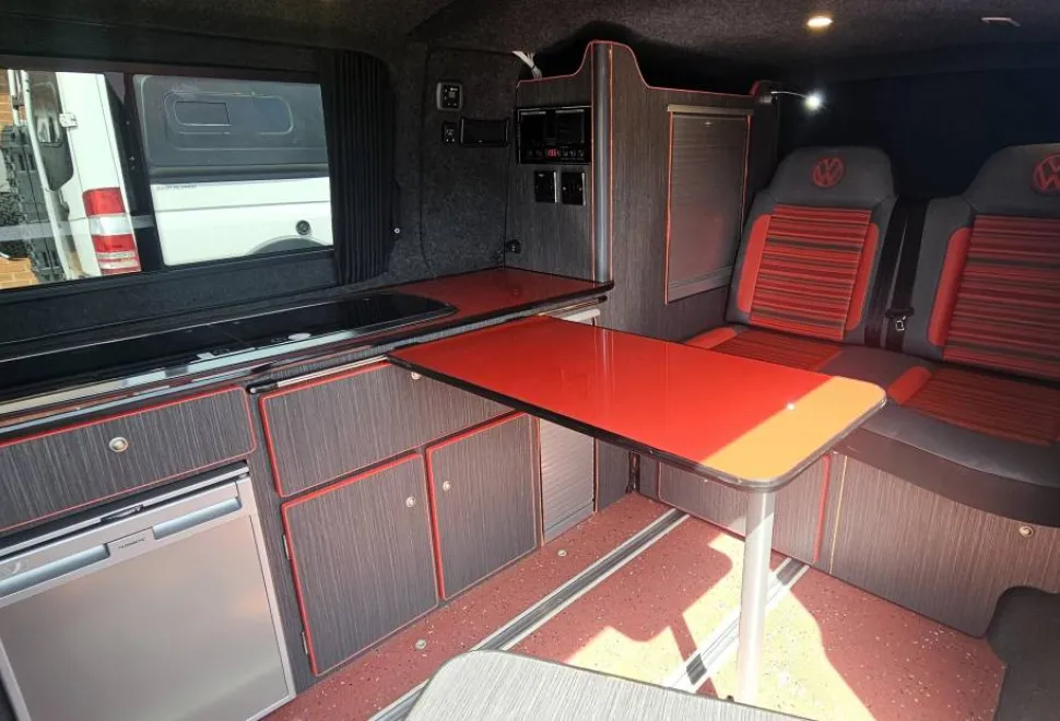 Volkswagen T6 LWB 2019