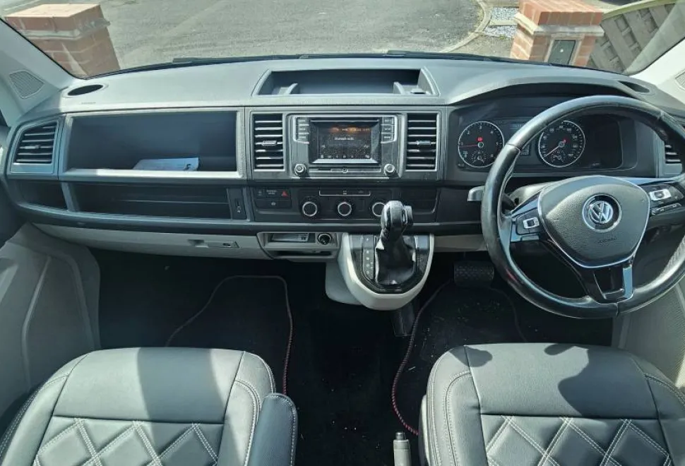 Volkswagen T6 LWB 2019