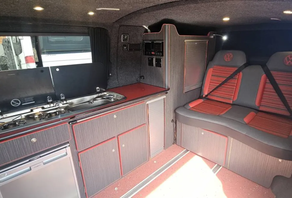Volkswagen T6 LWB 2019
