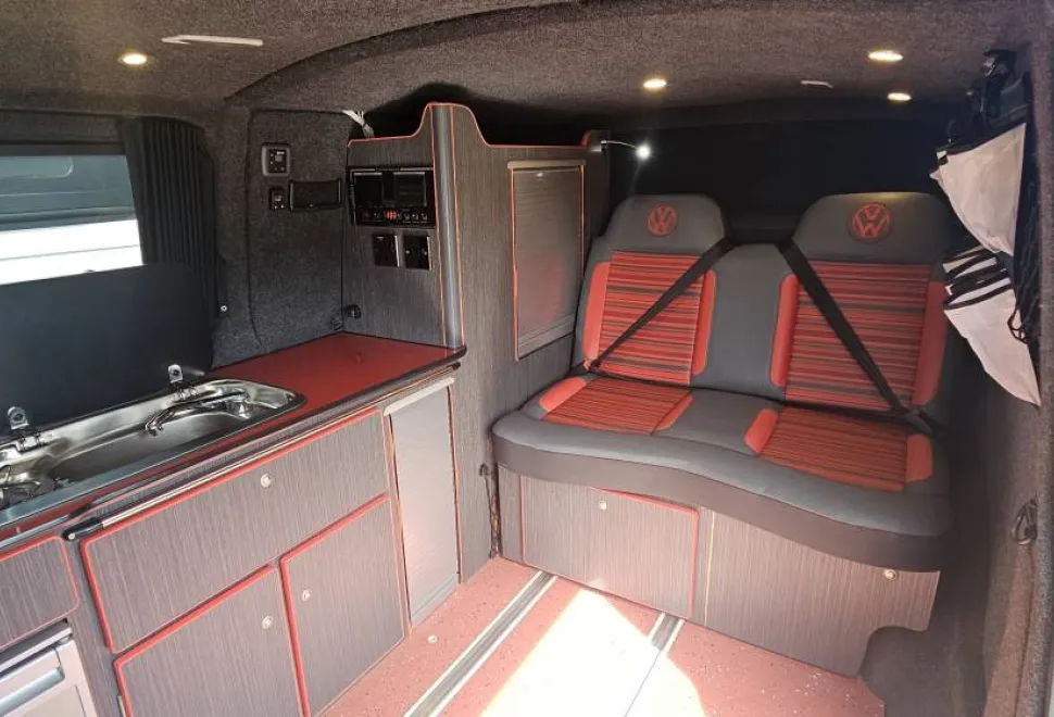 Volkswagen T6 LWB 2019