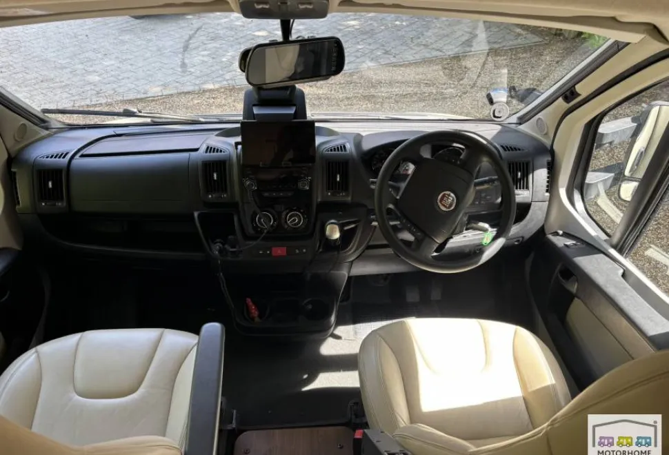Auto-Trail Tribute T726 2017