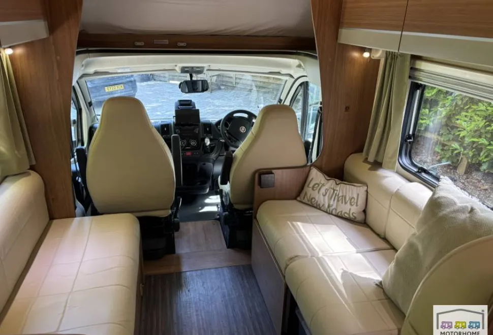 Auto-Trail Tribute T726 2017