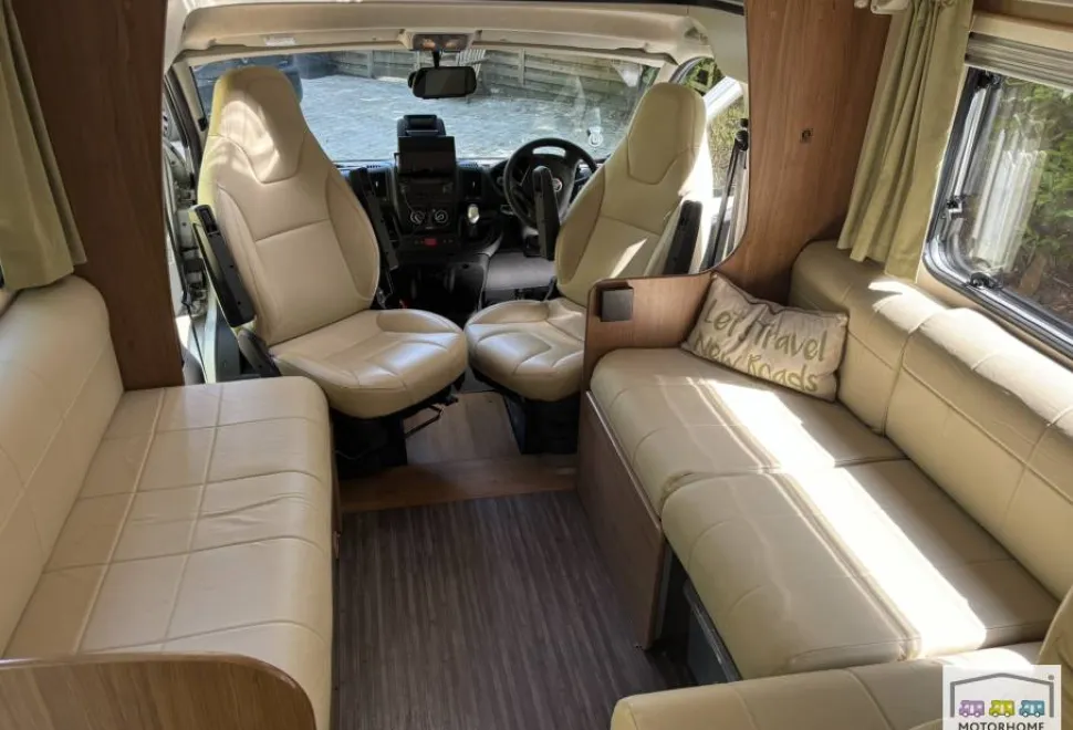 Auto-Trail Tribute T726 2017