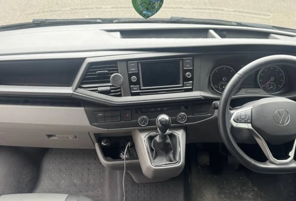 Volkswagen T6.1  2022