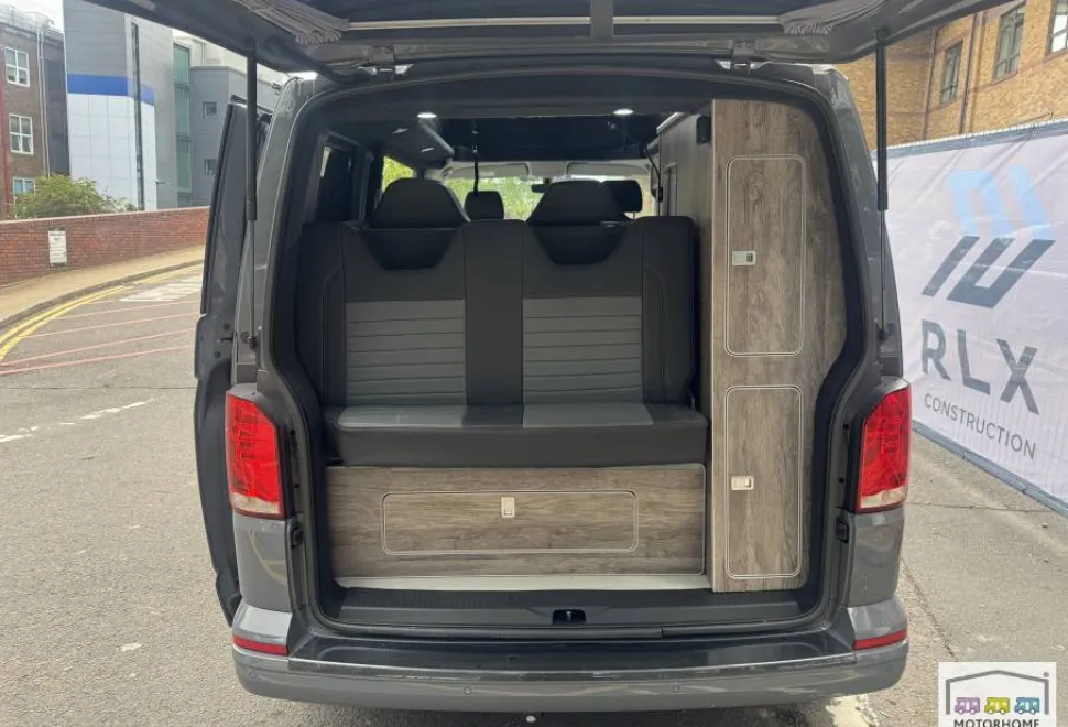 Volkswagen T6.1  2022