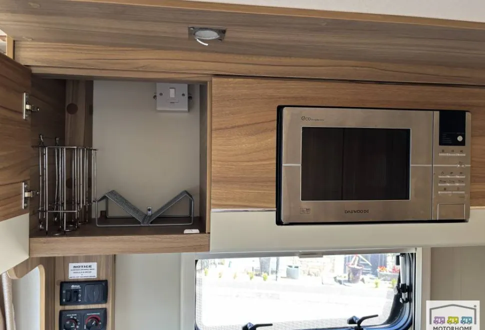Elddis Majestic 105 2015